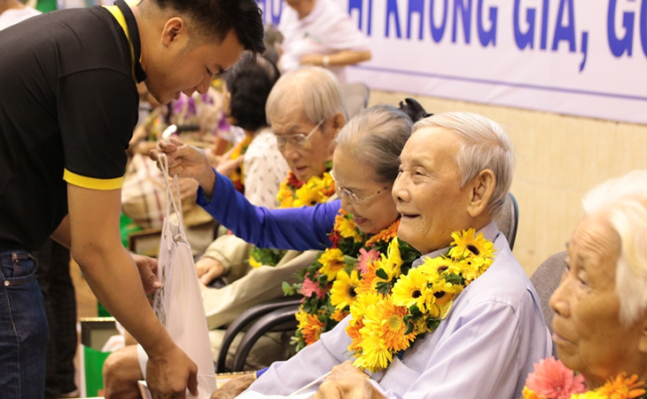 Ngày quốc tế người cao tuổi tại Việt Nam